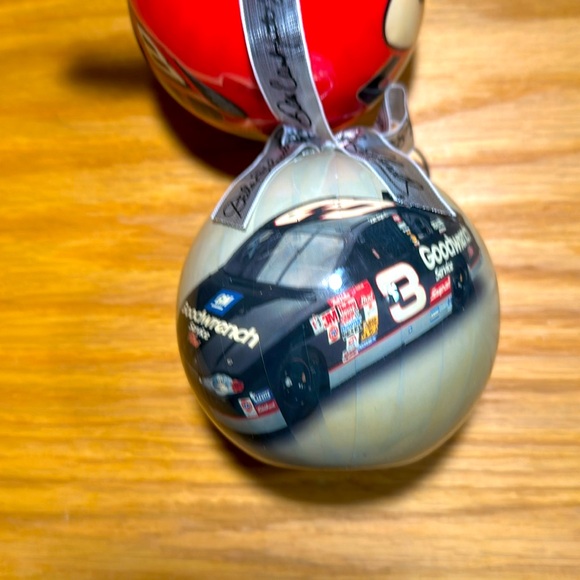 Dale Earnhardt and Dale Earnhardt Jr 2004 Christmas Tree balls - Picture 8 of 9